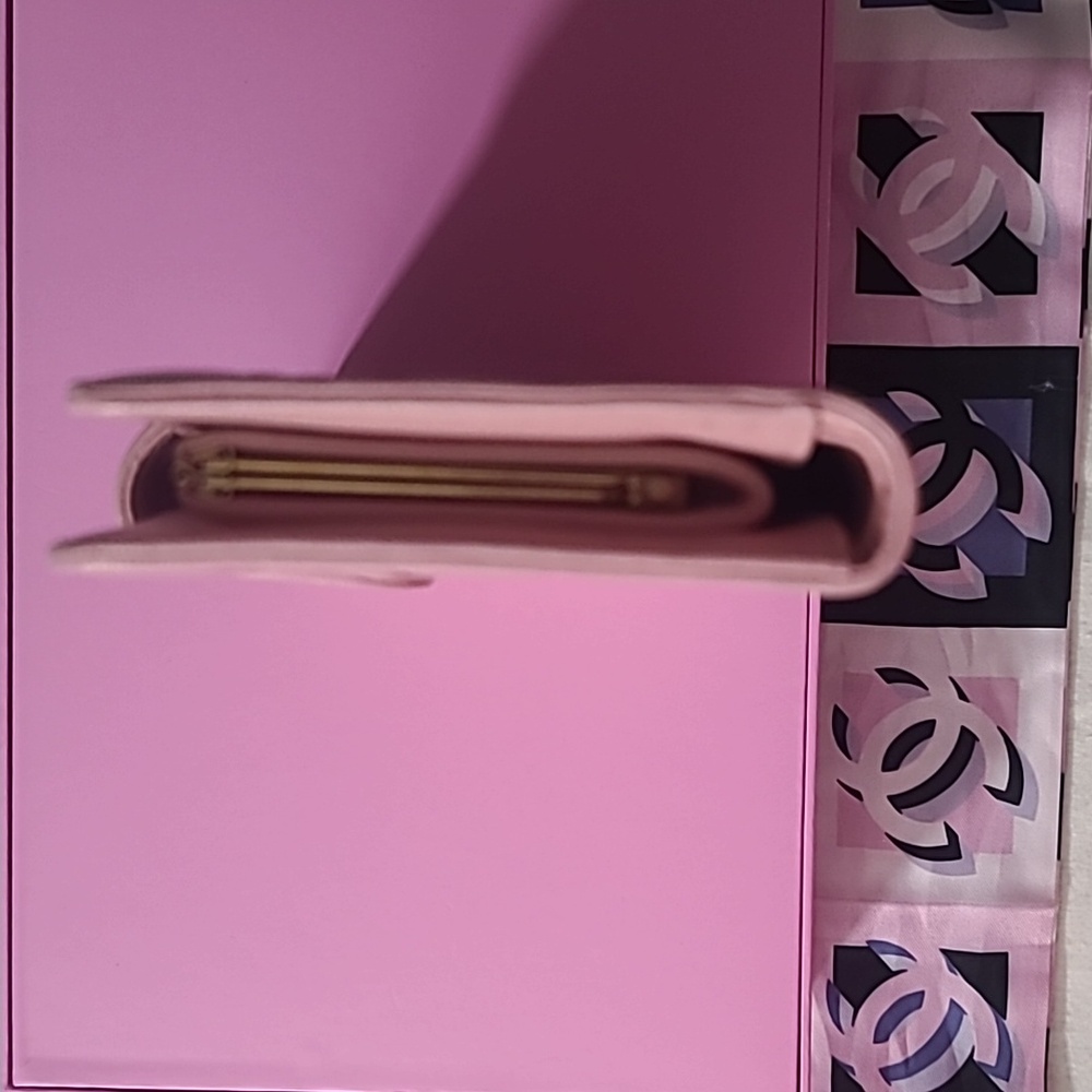 Chanel Pink Icon Line Long Kisslock Wallet - Picture 14 of 16